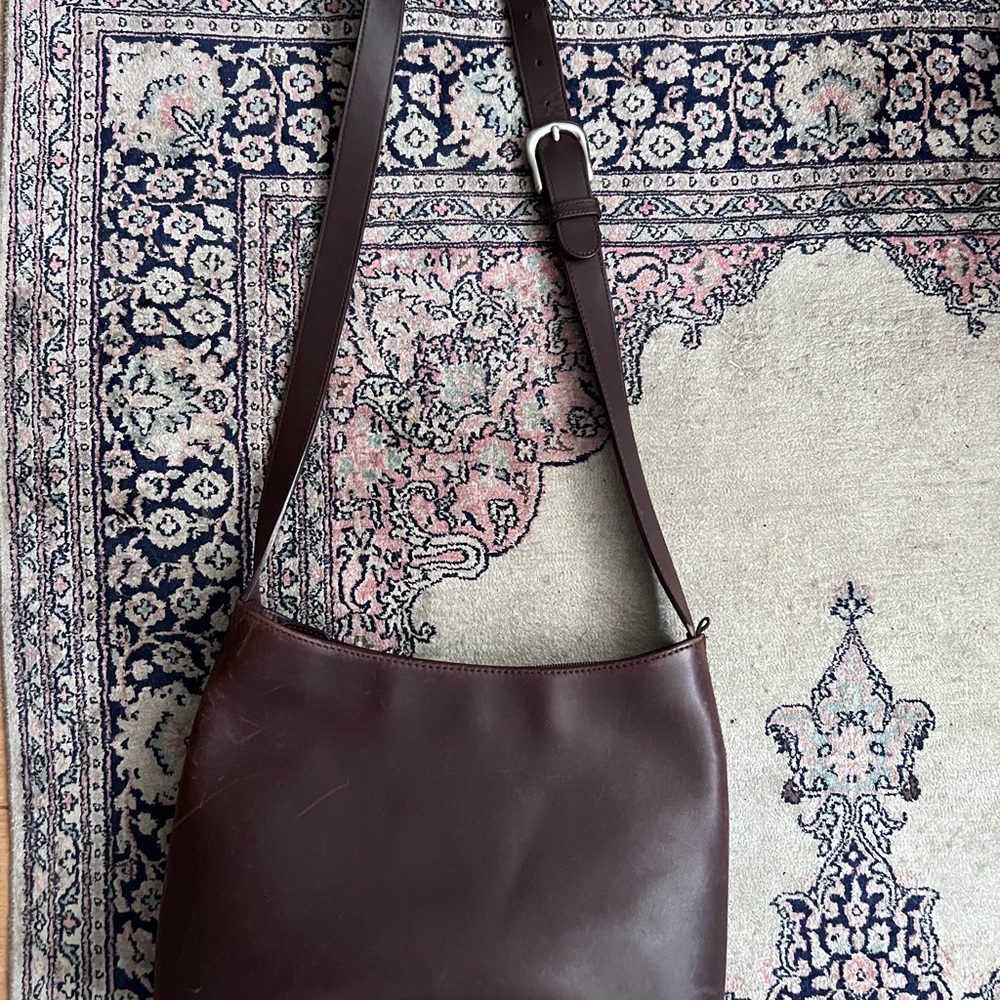 Elegant Brown Leather St. Johns Bay Women’s Bag